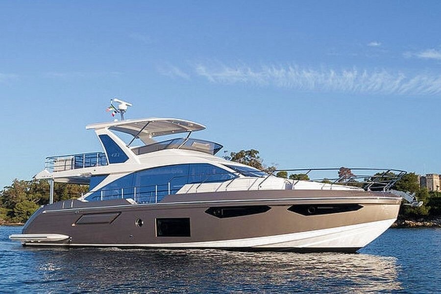 Motor Yacht Azimut 60 Flybridge Charter Split