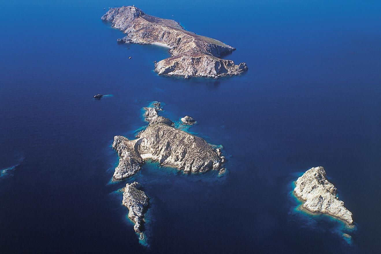 Lighthouse Palagruža - Palagruža archipelago (source Plovput)